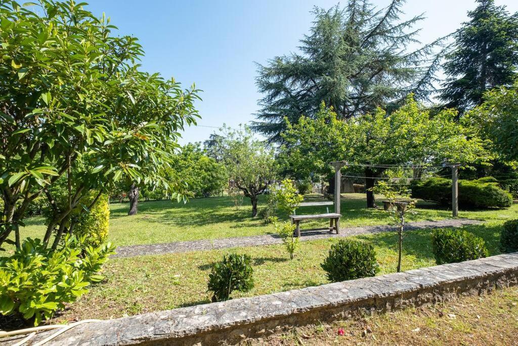 Bois Et Chiffons Famille Et Confort Siorac-en-Périgord Exterior foto